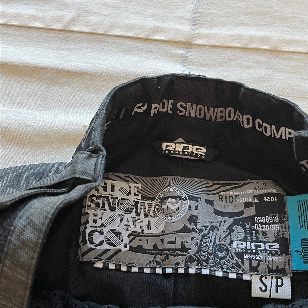 Ride Snow Board CO Men’s Waterproof Black and Grey Color Scheme Pants Size Small - Picture 2 of 8